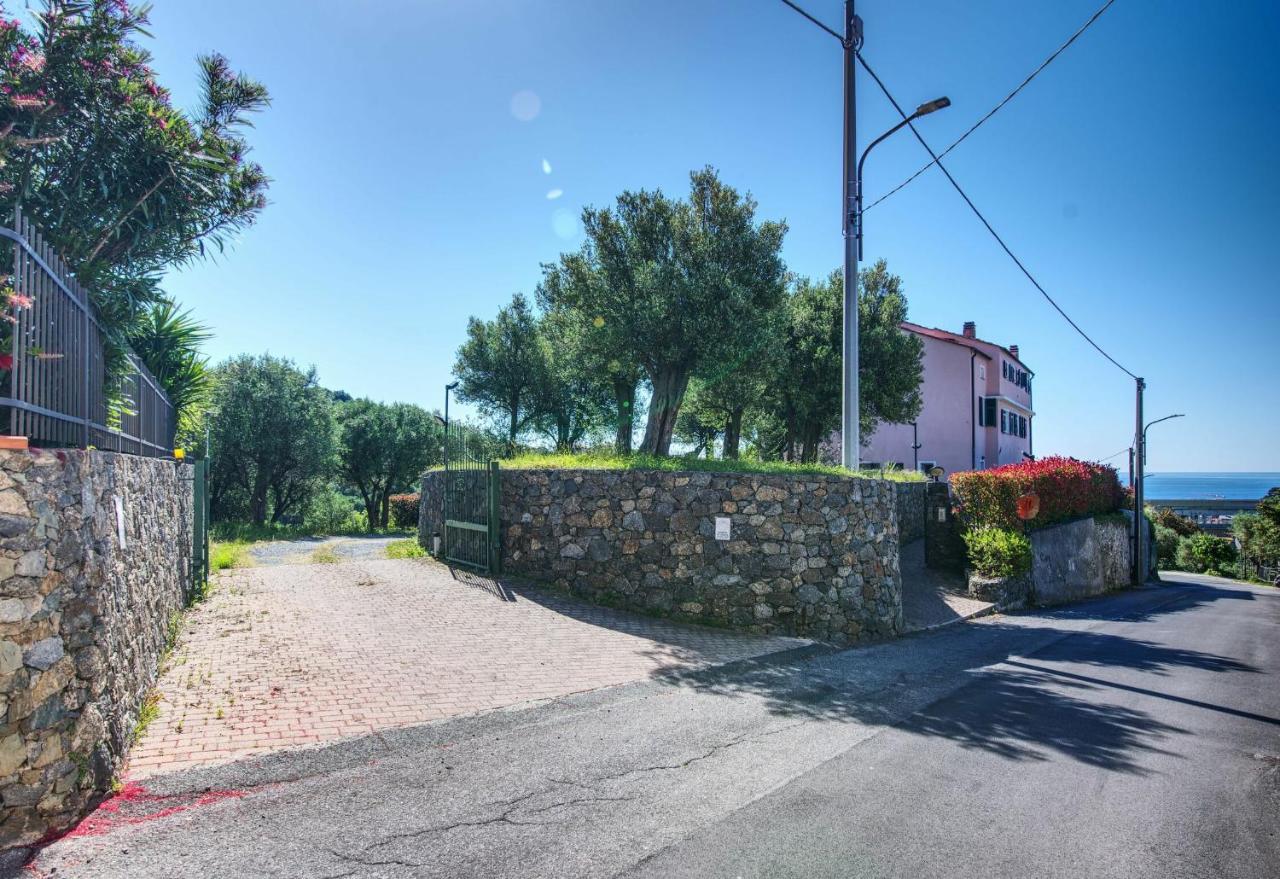 Villa Zafferano Suites Celle Ligure Exterior photo