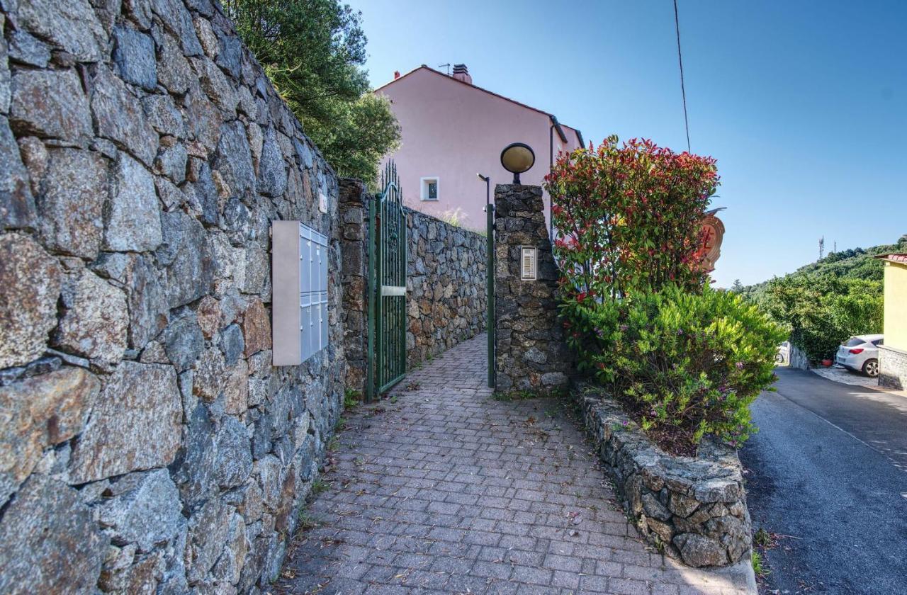 Villa Zafferano Suites Celle Ligure Exterior photo