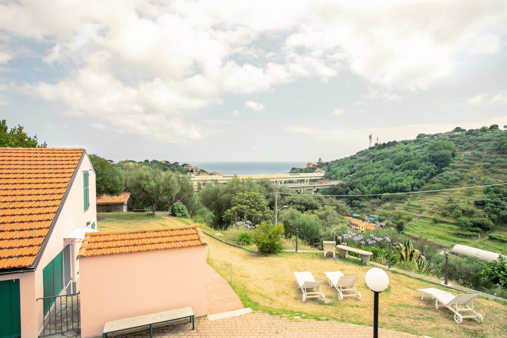 Villa Zafferano Suites Celle Ligure Exterior photo